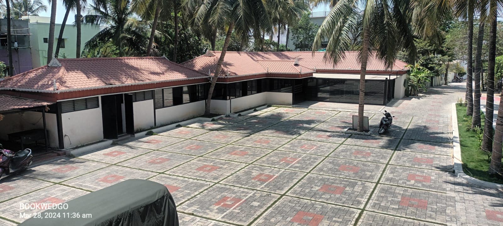 Muthu hall - Image 1